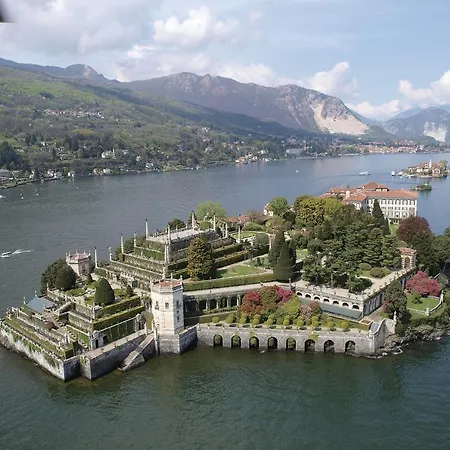 Via De Vit Stresa